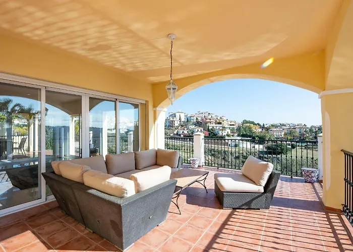 Unica By Interhome 푸엔히롤라