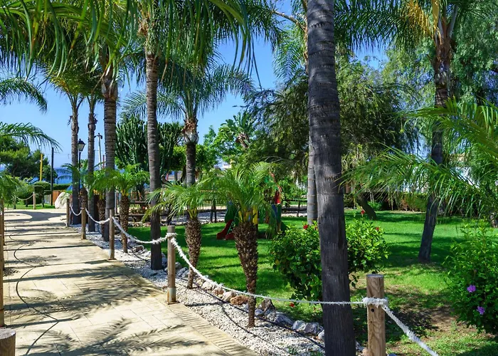 Unica By Interhome * 푸엔히롤라